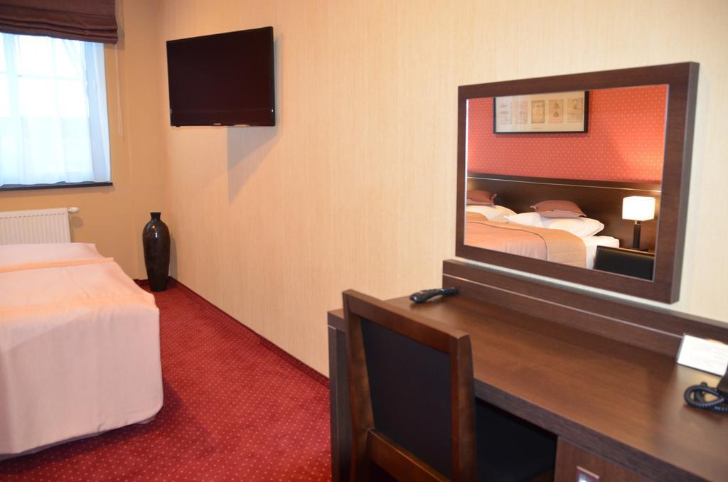 Hotel Pik ミコウフ 部屋 写真